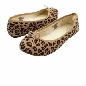Girls cheetah print Gap Sz 13 slip on ballet flat